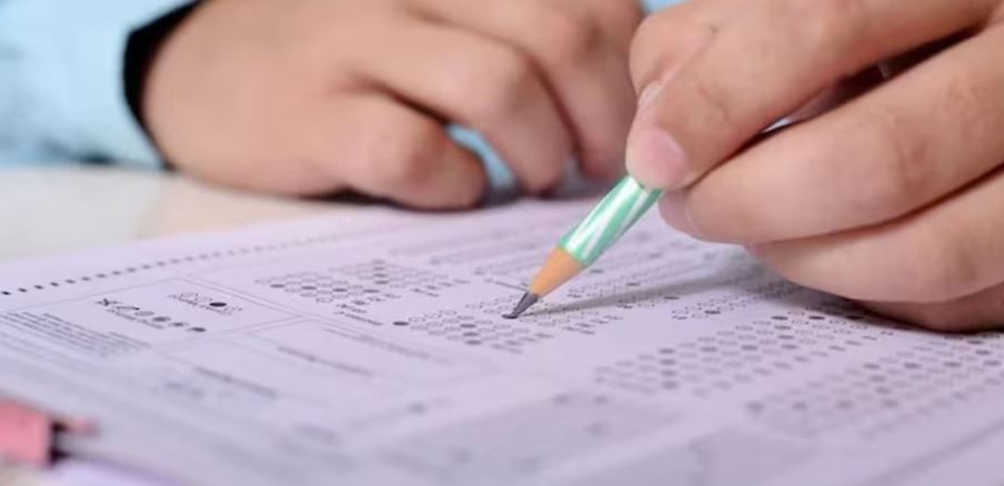 NEET पुनर्परीक्षा में नागपुर के छात्र को गलती से अबूधाबी परीक्षा केंद्र आवंटित