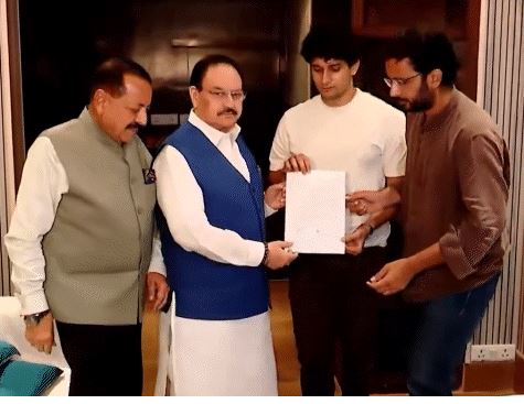 NEET पेपर लीक विरोध प्रदर्शन के बीच CJP प्रतिनिधिमंडल से जेपी नड्डा और जितेंद्र सिंह की बैठक