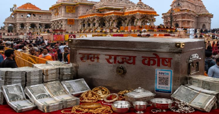 अयोध्या राम मंदिर चढ़ावा चोरी मामले में पुलिस जांच का सांकेतिक दृश्य।