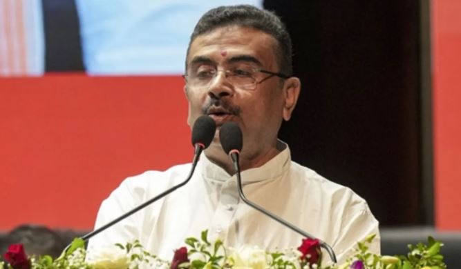 पश्चिम बंगाल में सरकारी कामकाज और पत्राचार में बांग्ला भाषा अनिवार्य करने की घोषणा