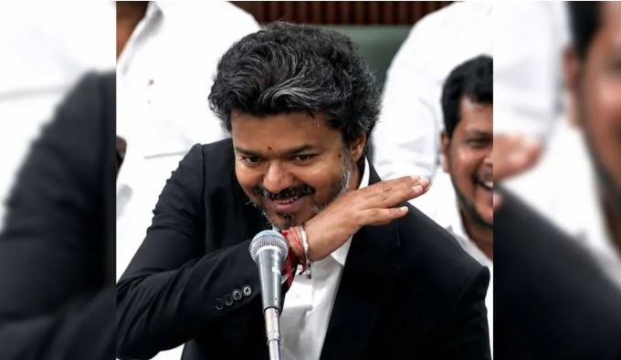 AIADMK के पूर्व मंत्री TVK में शामिल होते हुए