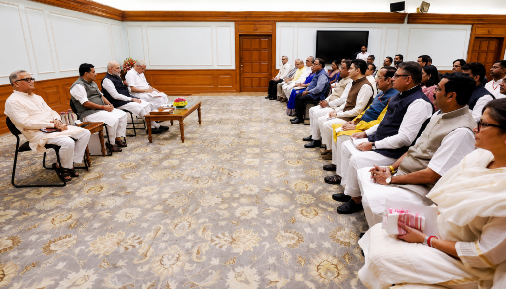 PM Modi NDA के 45 सांसदों के साथ बैठक में