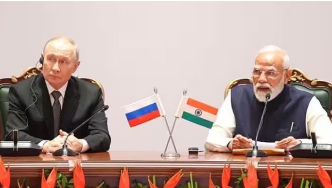 बिश्केक में SCO Summit के दौरान पीएम मोदी और व्लादिमीर पुतिन की द्विपक्षीय बैठक