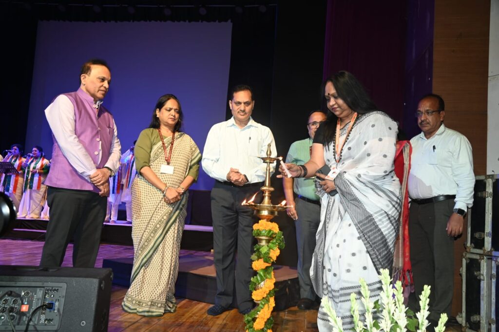 विजयी यात्रा तस्वीर भारत की कार्यक्रम में ध्वनि एवं प्रकाश प्रस्तुति