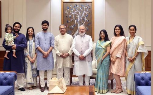 सुप्रिया सुले और NCP SP के सांसदों की पीएम मोदी से मुलाकात