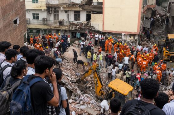 सत्य निकेतन में PG की इमारत गिरने का हादसा