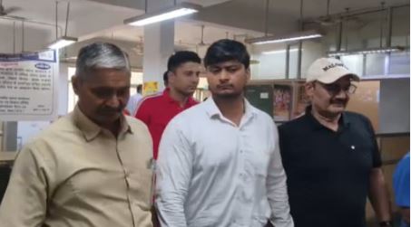 मेरठ में जिला खनन अधिकारी के आवास पर विजिलेंस की कार्रवाई