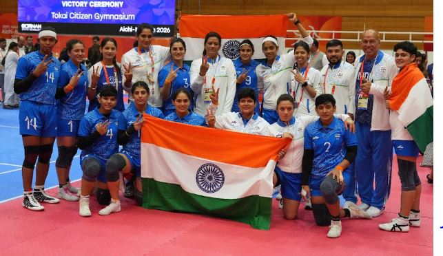 भारतीय महिला कबड्डी टीम ने एशियन गेम्स 2026 के फाइनल में ईरान को 37-34 से हराकर गोल्ड मेडल जीता।